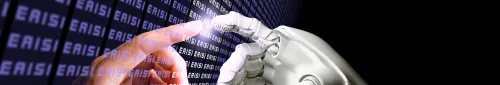 Menselijke vinger raakt robotvinger voor donkere achtergrond met tekst.